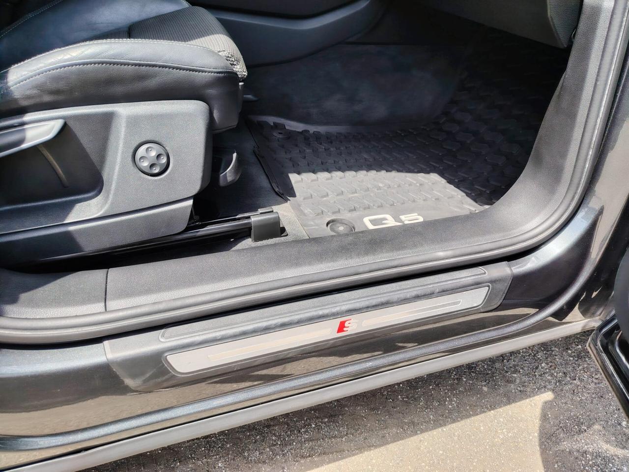 Audi Q5 40 TDI quattro S tronic line plus