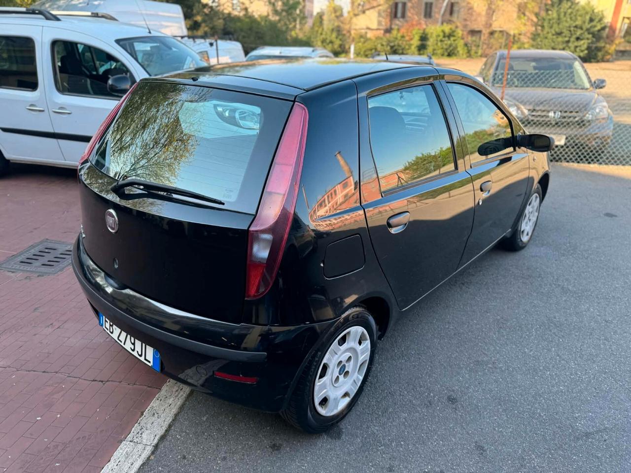 Fiat Punto Anno 2010 1.2 5 porte Active GPL