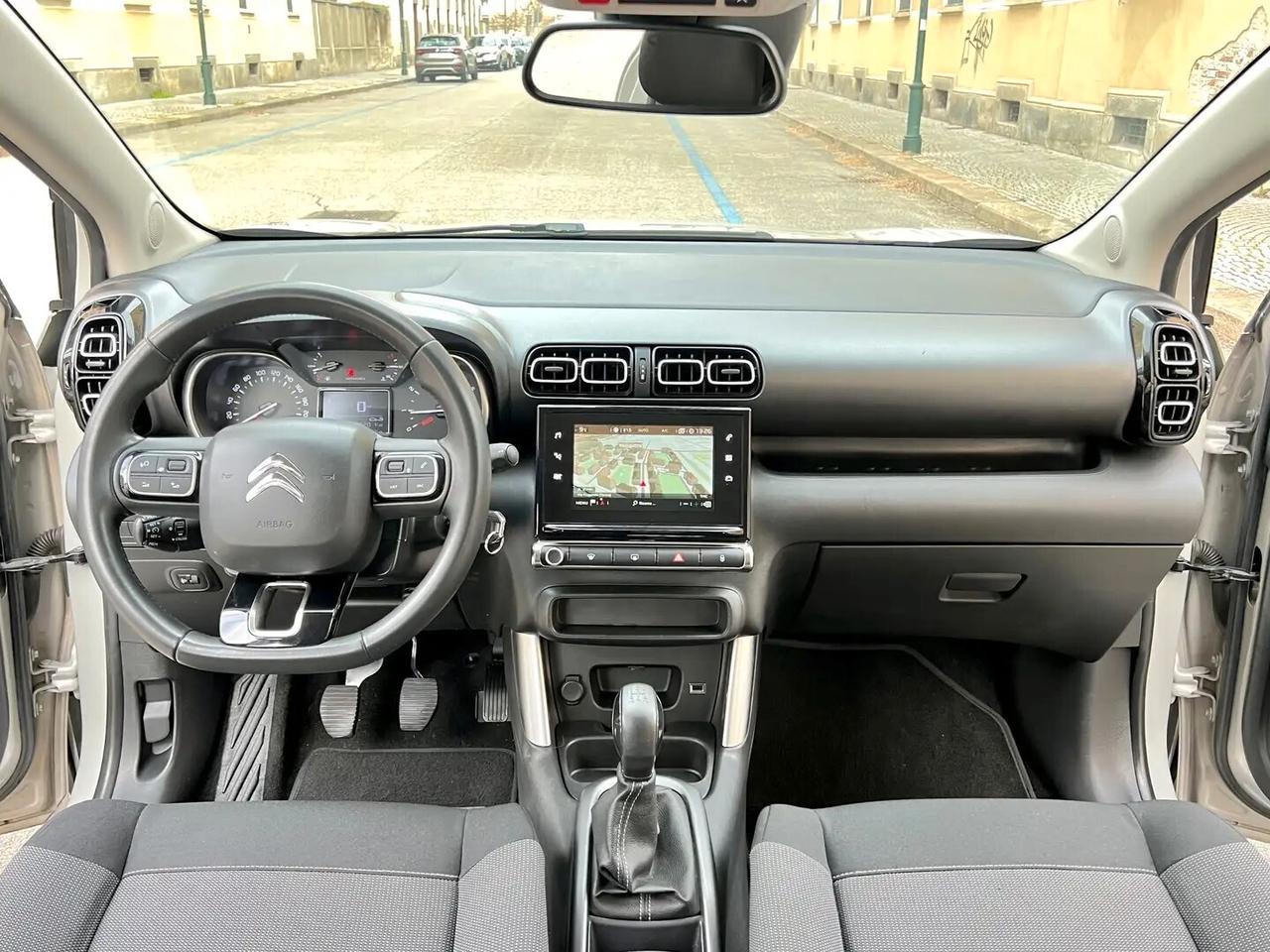 Citroen C3 Aircross 1.2 PureTech 82cv E6 Shine KM CERT-NAVI-SENSORI-BT