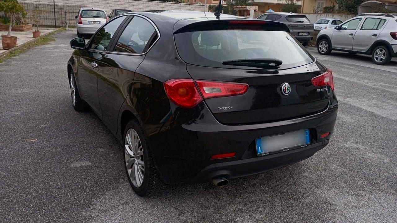 Alfa Romeo Giulietta 1.6 JTDm-2 120 CV Distinctive