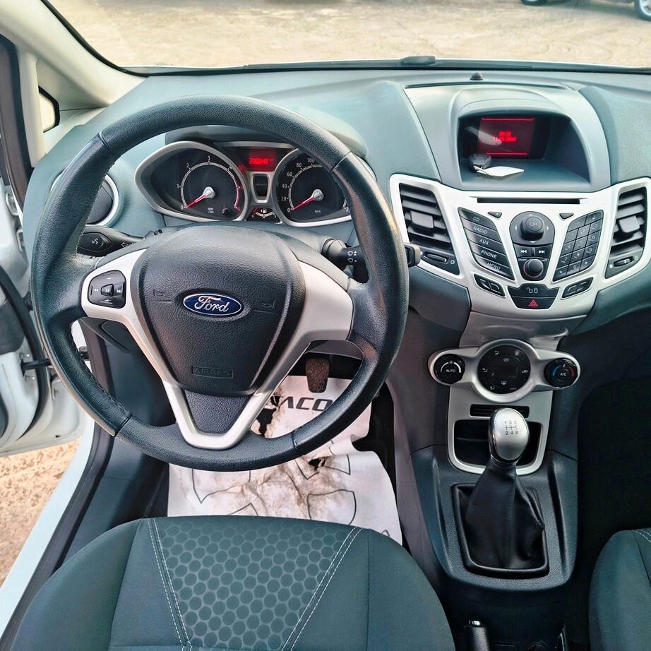 Ford Fiesta 1.4 TDCi 5p. Titanium
