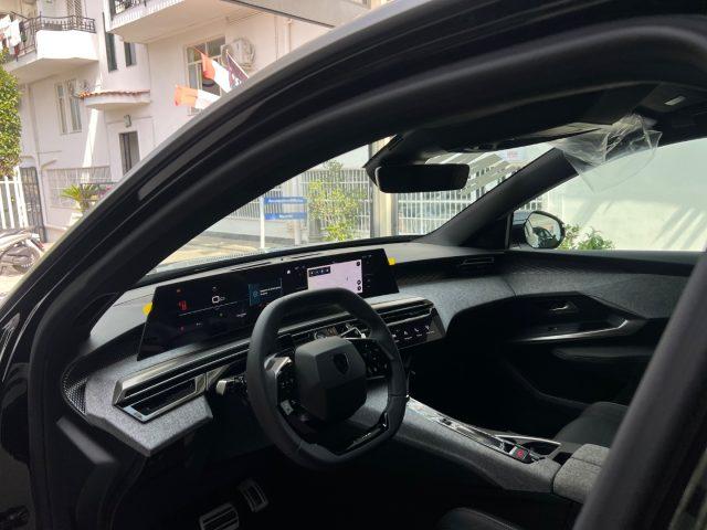 PEUGEOT 3008 Hybrid 145 e-DCS6 GT da?379,00 mensili