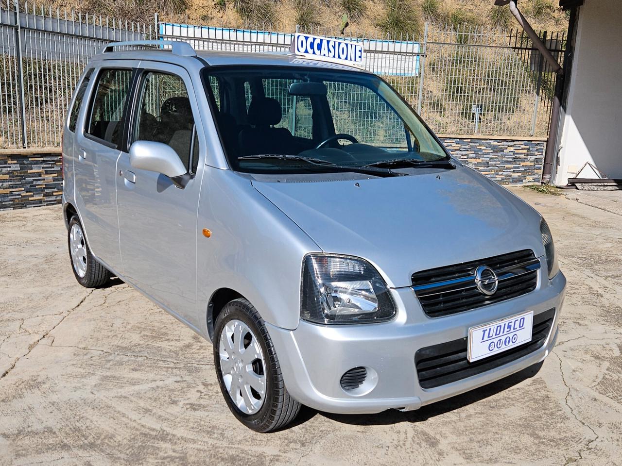 Opel Agila 1.2 16V Twinport 60.000 km