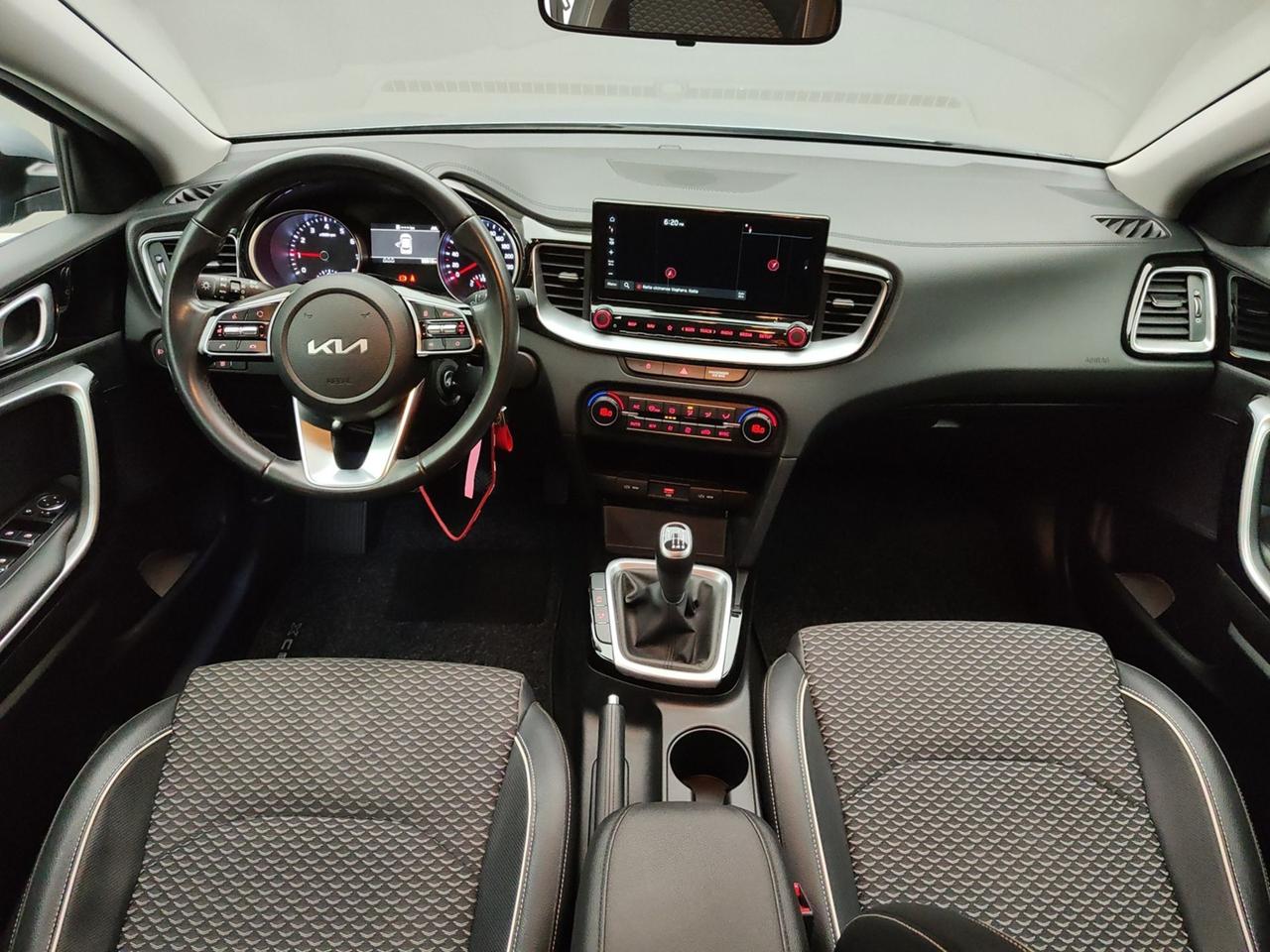 KIA XCeed 2019 1.0 T-GDI 117CV GPL BUSINESS