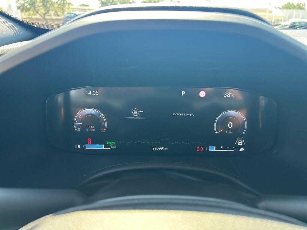 Jeep Renegade 1.5 Turbo T4 MHEV Summit