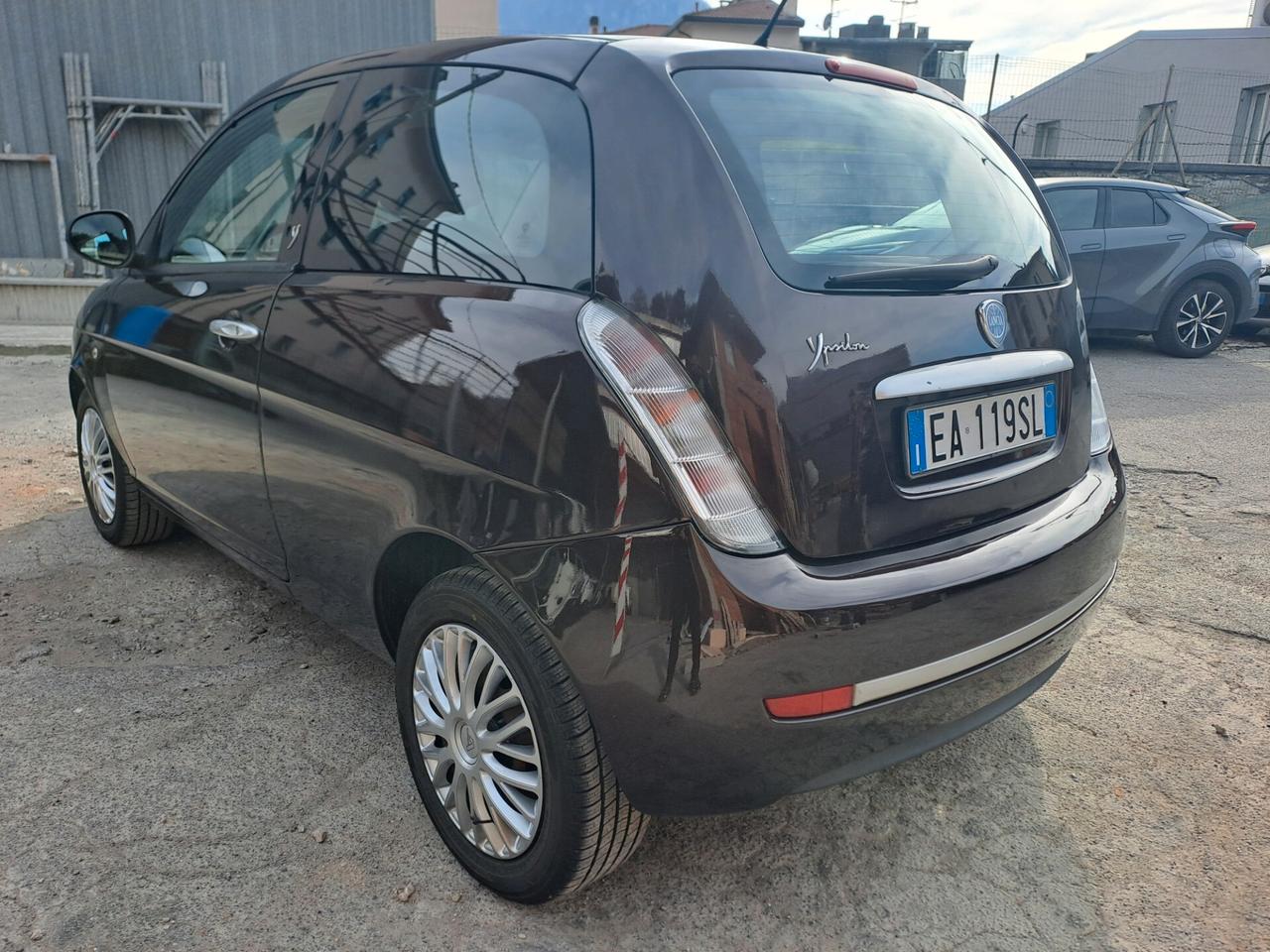 LANCIA YPSILON 1.2 BENZINA *OK NEOPATENTATI*