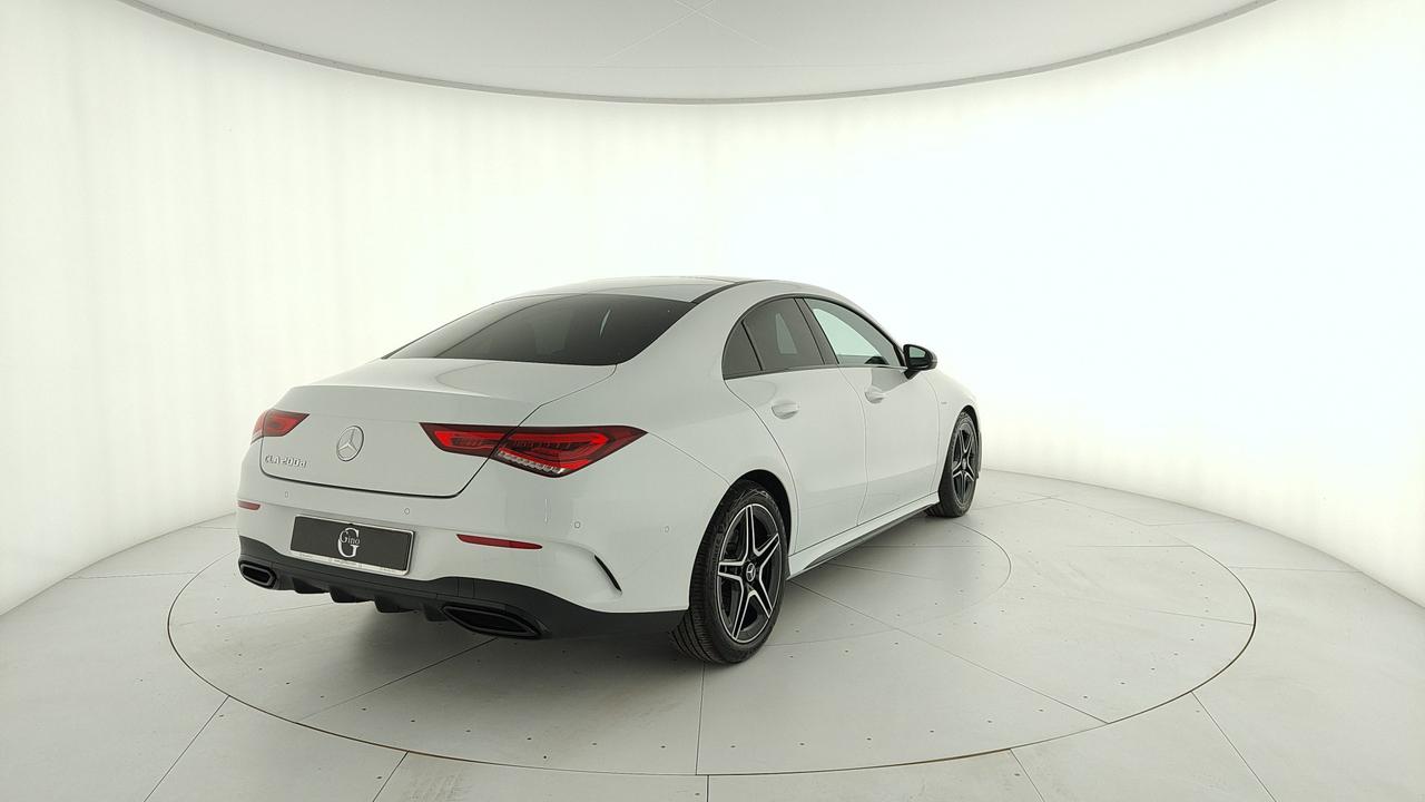 Mercedes-Benz CLA Coupe 200 d Premium auto