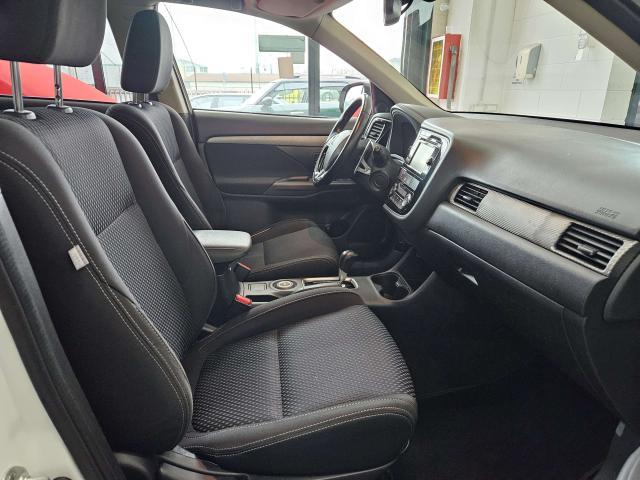 Mitsubishi Outlander Outlander III 2016 2.2 Instyle Plus Navi awd 7P