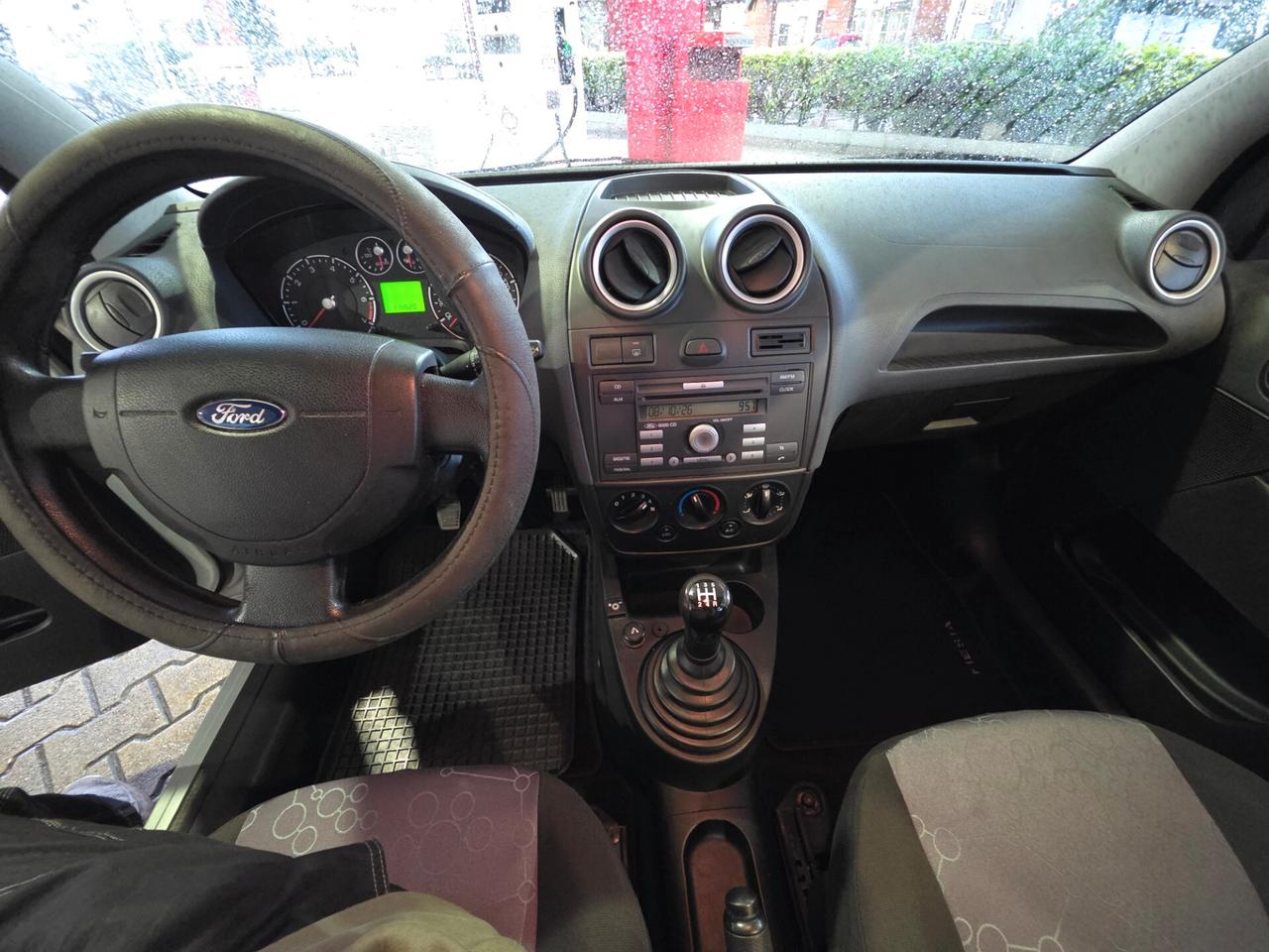 Ford Fiesta 1.2 GPL POCHI KM LOW COST PROMO