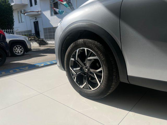 DS AUTOMOBILES DS 3 Crossback BlueHDi 100 So ChicDA ?149,00