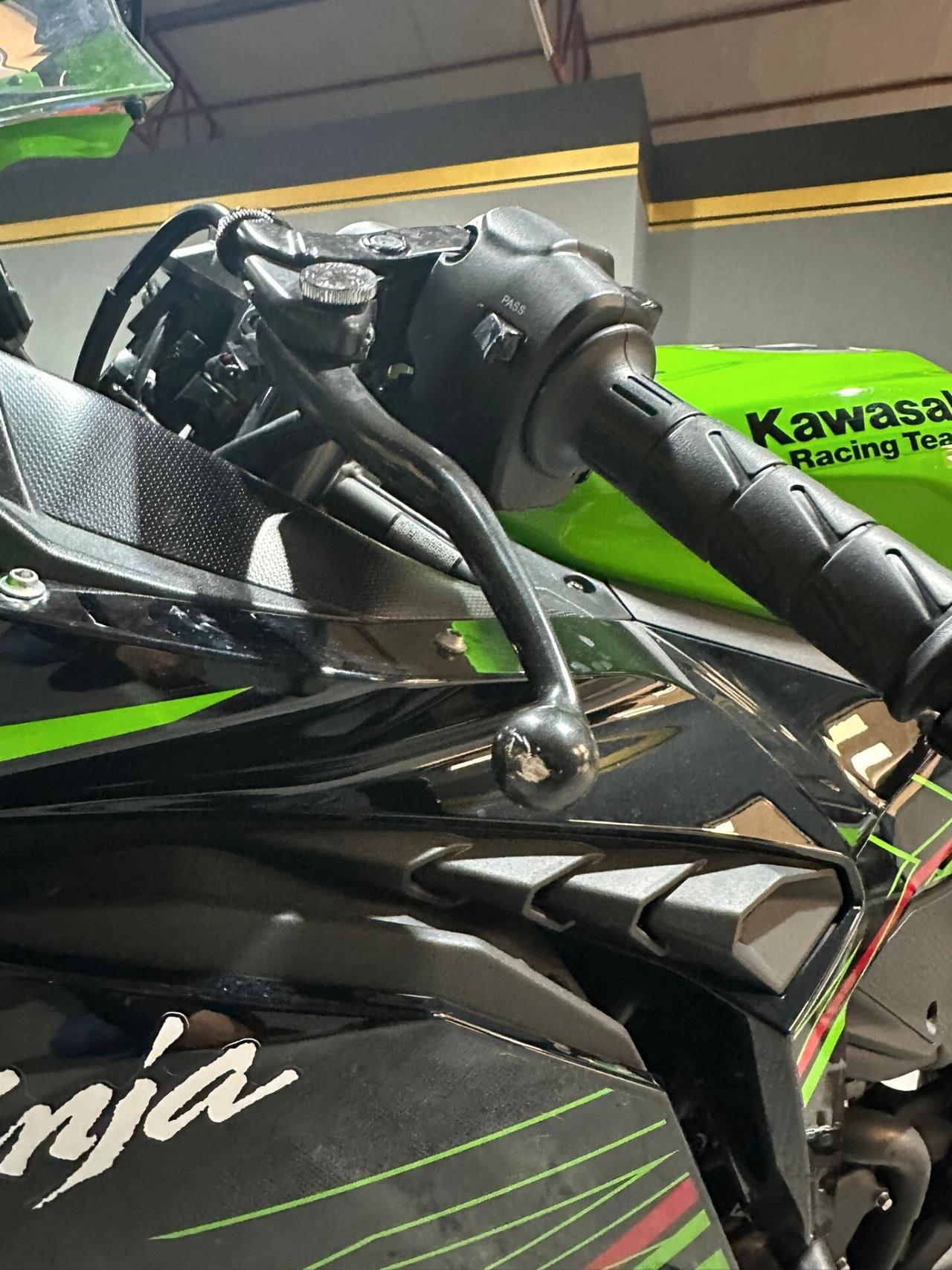 Kawasaki Ninja 400 ZX400R