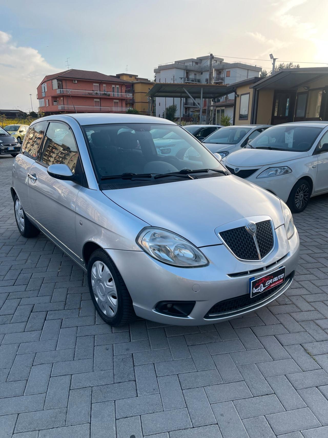 Lancia Ypsilon 1.2 60cv