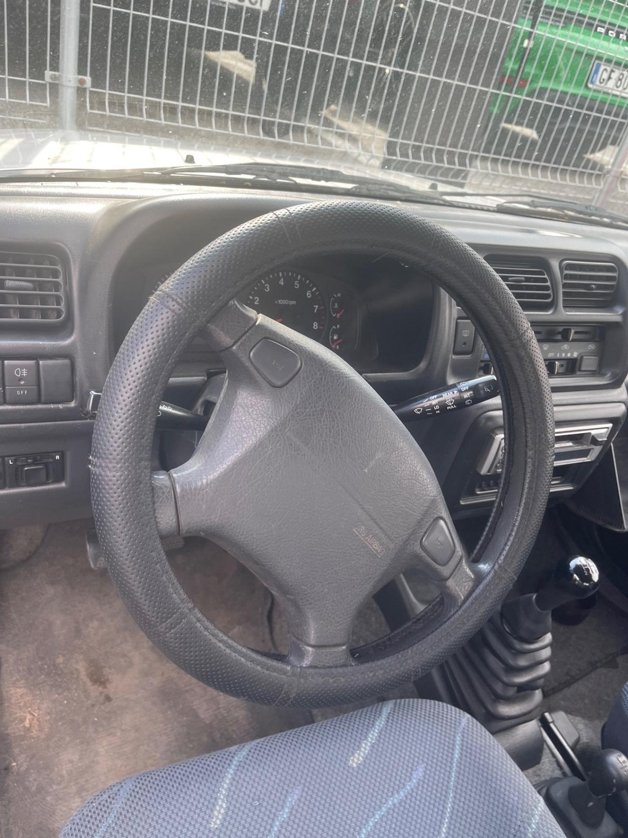 Suzuki Jimny 1.3i 16V cat 4WD JLX NEOPATENTATI
