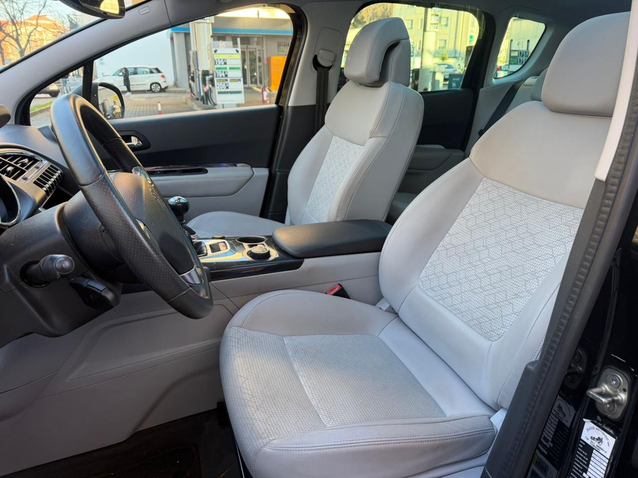 Peugeot 3008 1.6 HDi 115CV Active