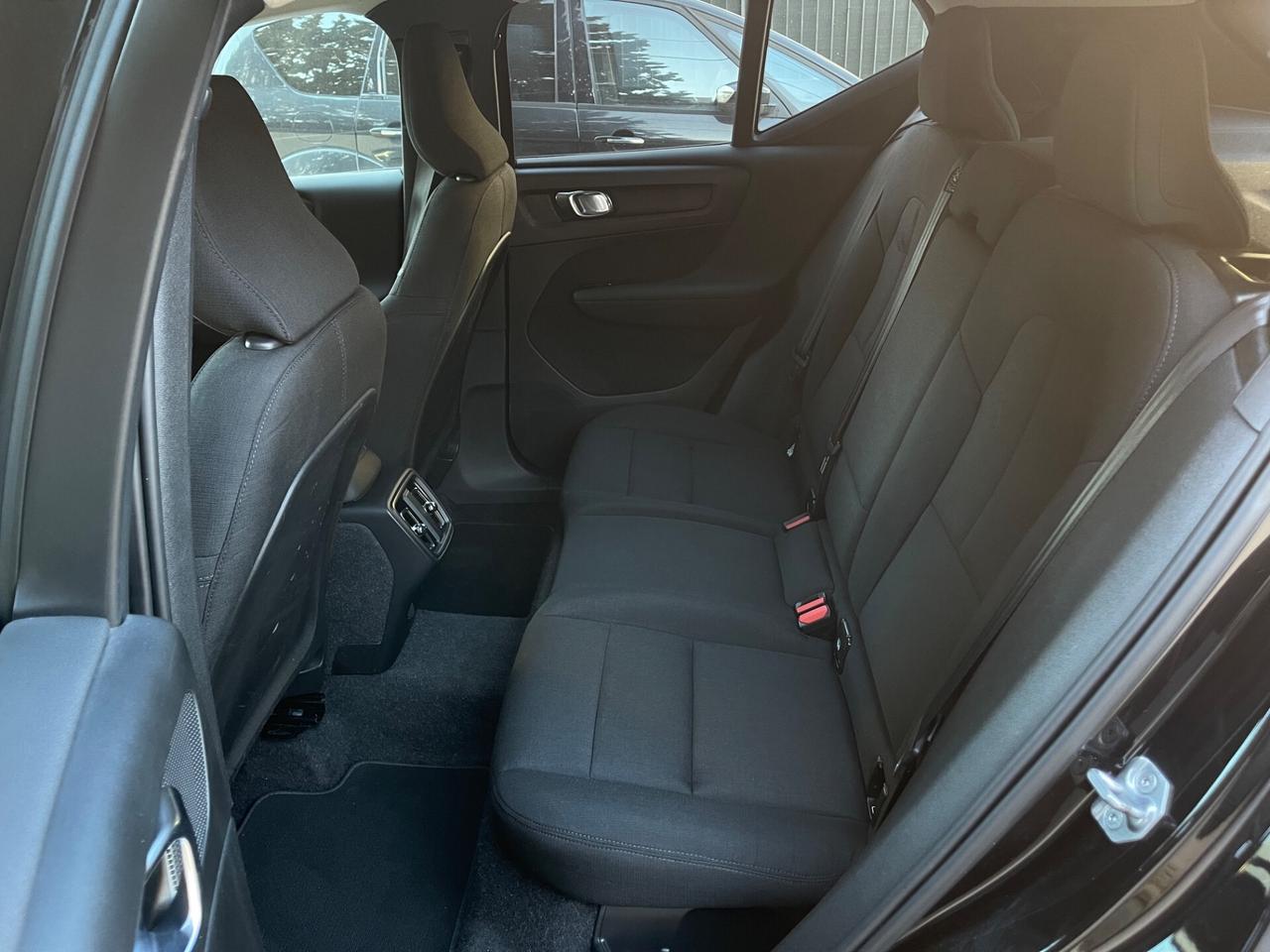 VOLVO XC40 D3 Geartronic Momentum 2020