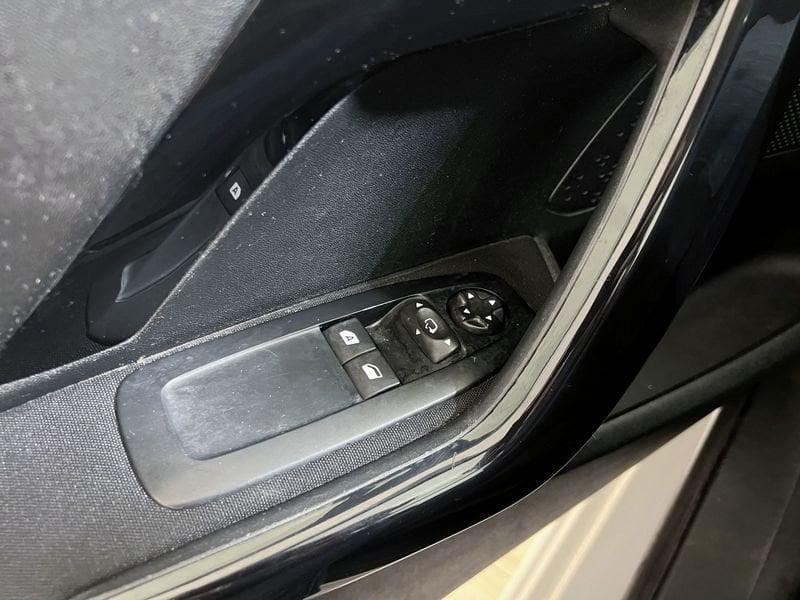 Peugeot 208 PureTech 82 5p. GPL Active