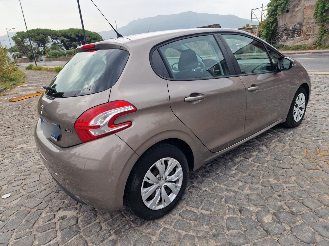 Peugeot 208 1.2 VTi 82 CV 5 porte Active