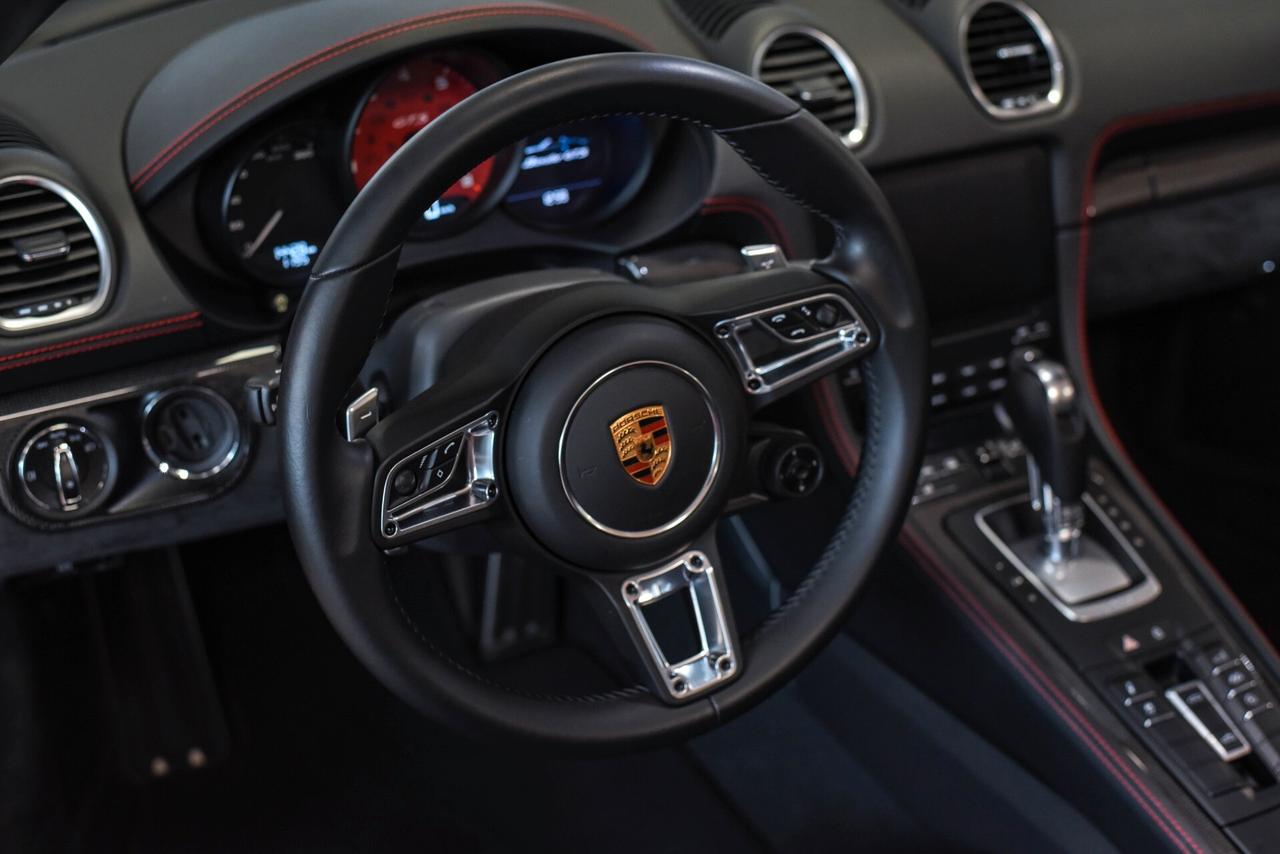Porsche 718 Spyder Boxster 2.5 GTS