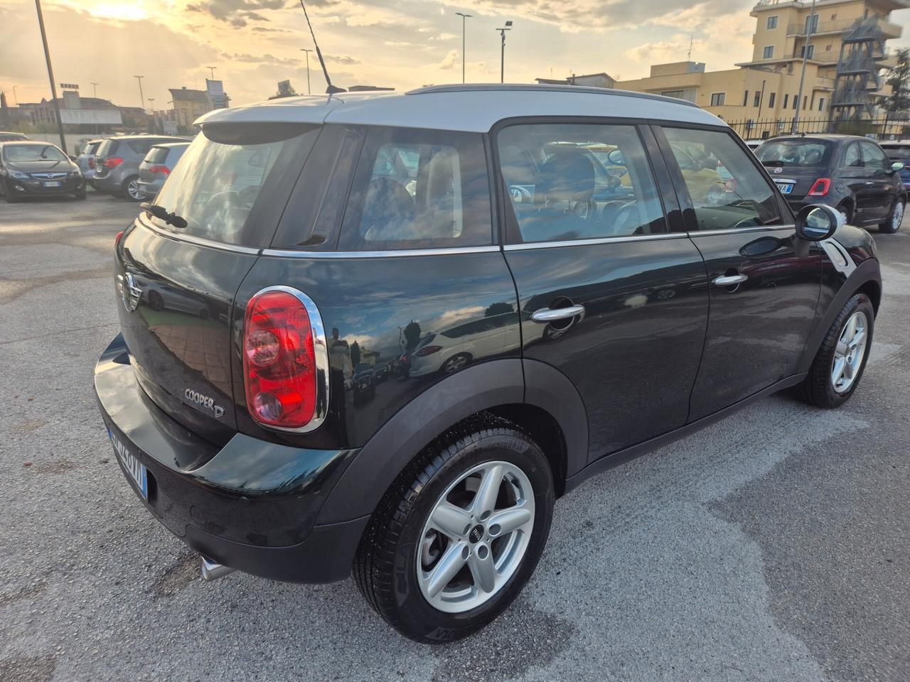 Mini Cooper Countryman 1.6 D 110cv