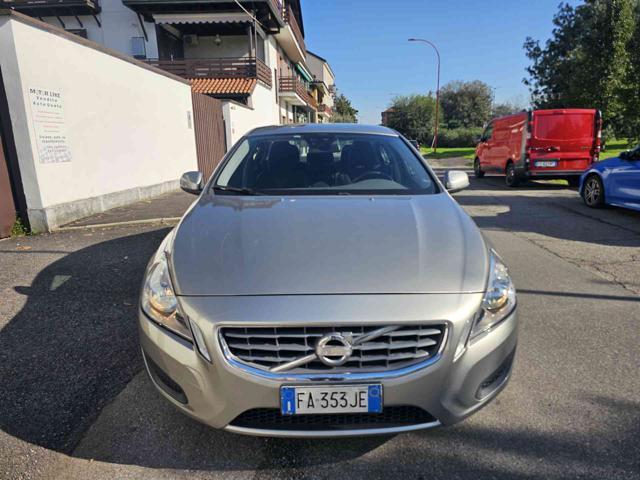 VOLVO S60 D3 Momentum