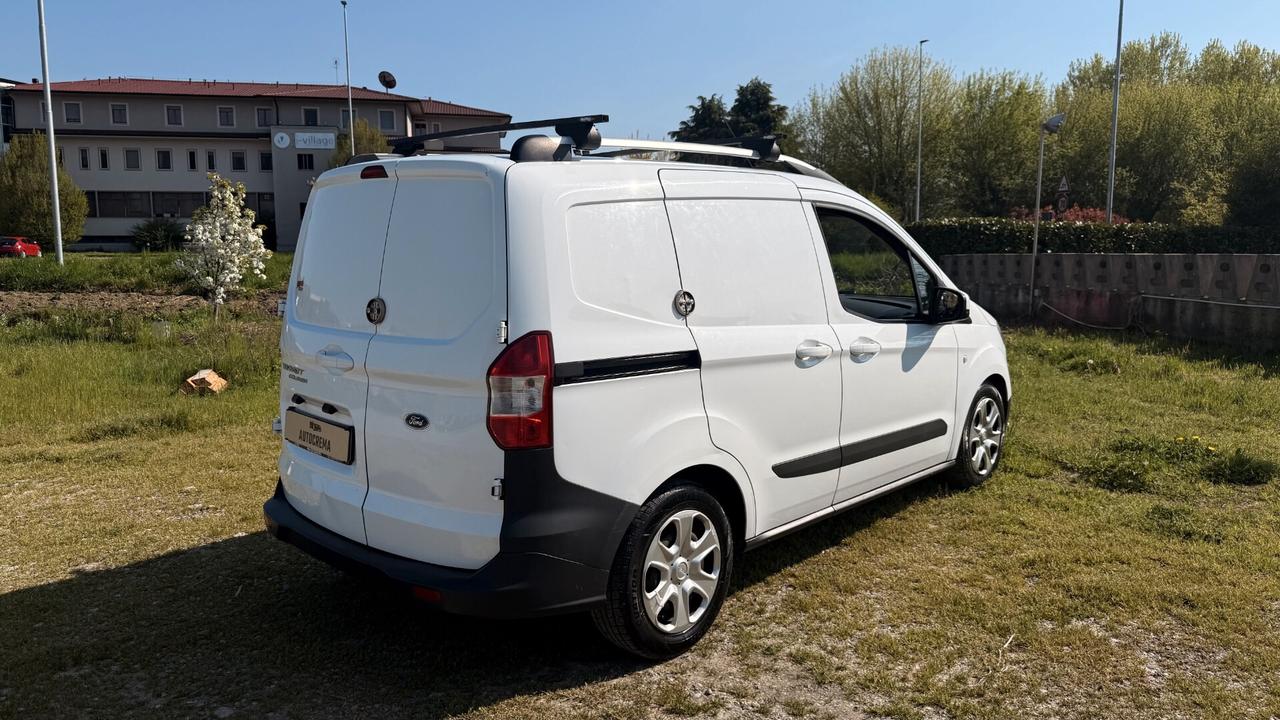 FORD TRANSIT COURIER TREND