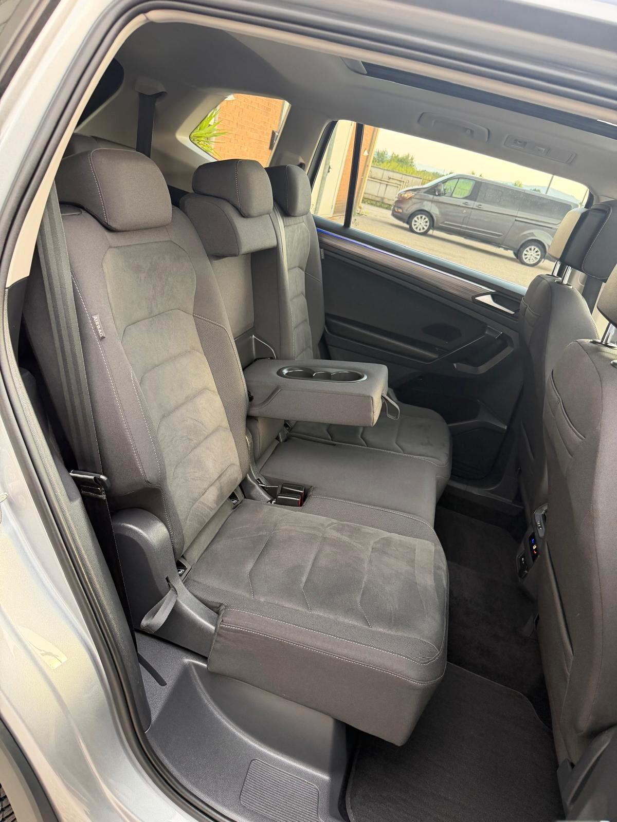 Volkswagen Tiguan Allspace 2.0 TDI SCR DSG Elegance 7 posti TETTO APRIBILE