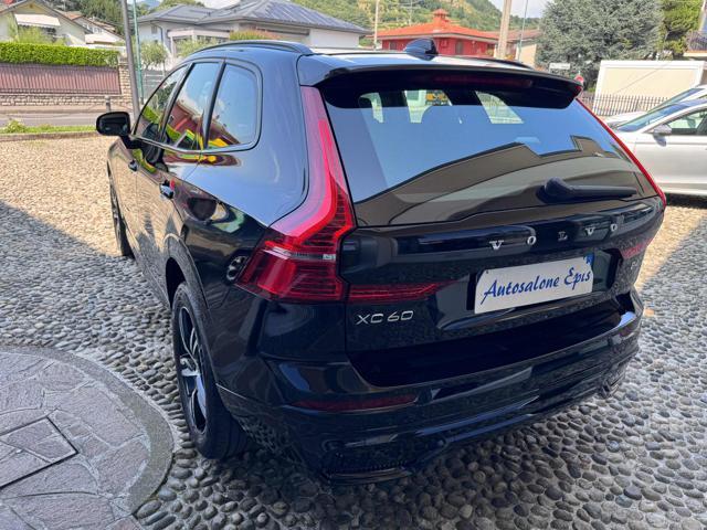 VOLVO XC60 B4 (d) AWD automatico Plus Dark