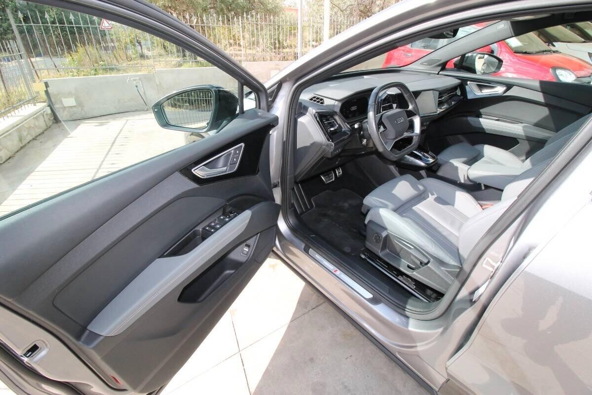 Audi Q4 SPB 50 e-tron S line edition One Bronze 2023