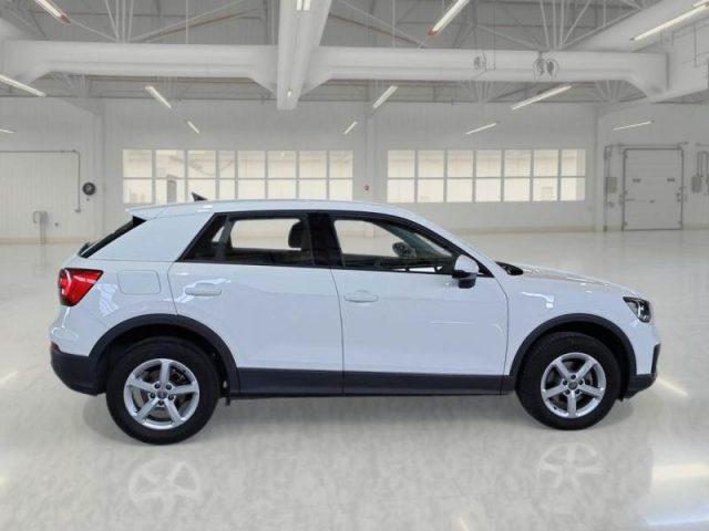 AUDI Q2 30 TFSI Business IVA ESPOSTA IDONEA NEOPATENTATI
