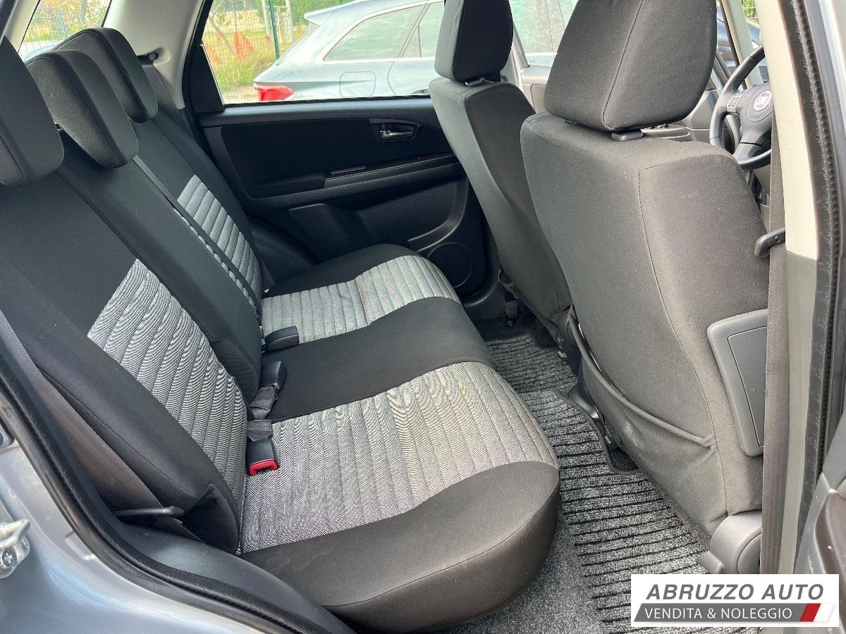 FIAT Sedici 2.0 MJT 4x4 Emotion