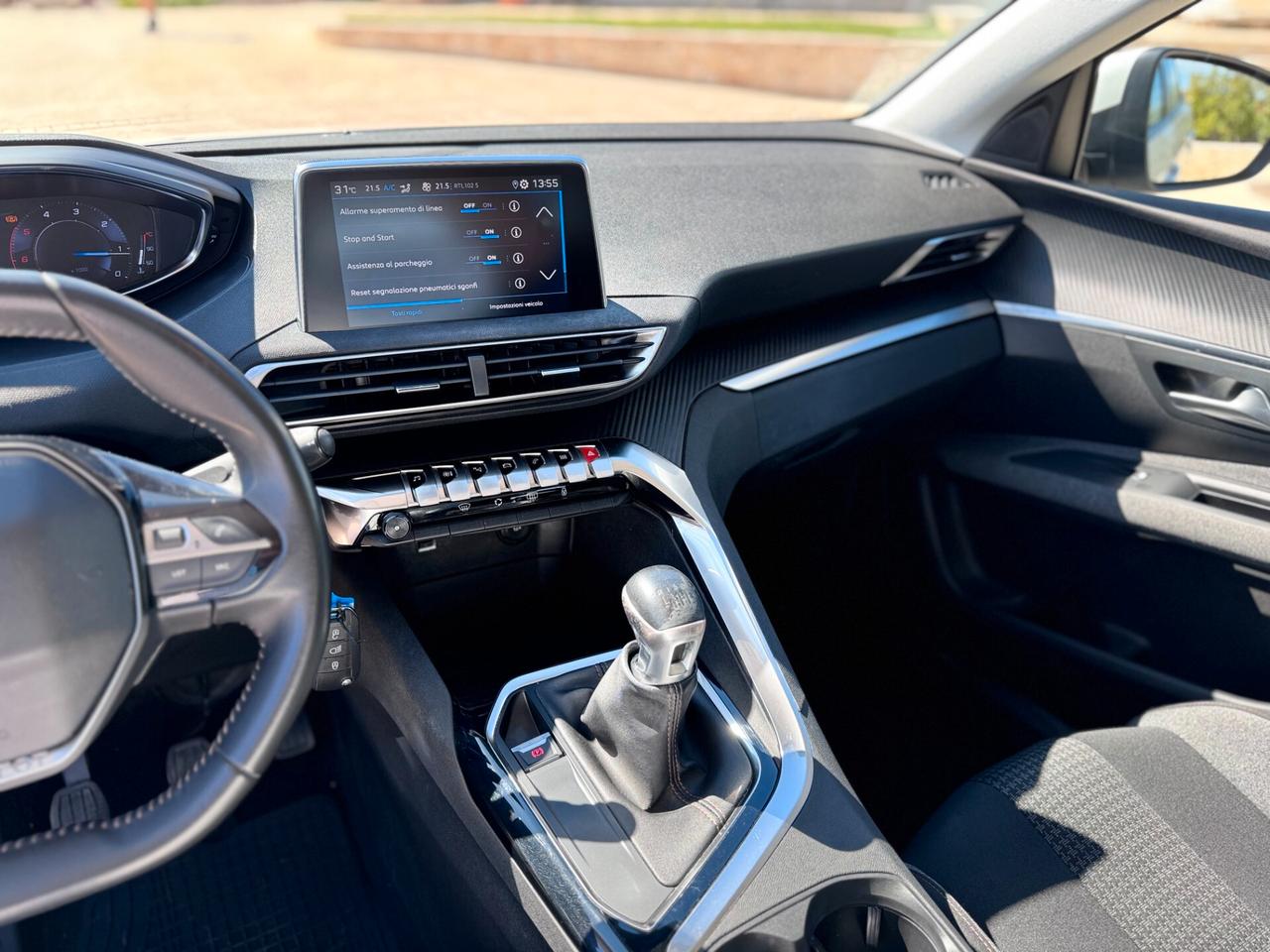 Peugeot 3008 1.5 BlueHDi 130 S&S Business