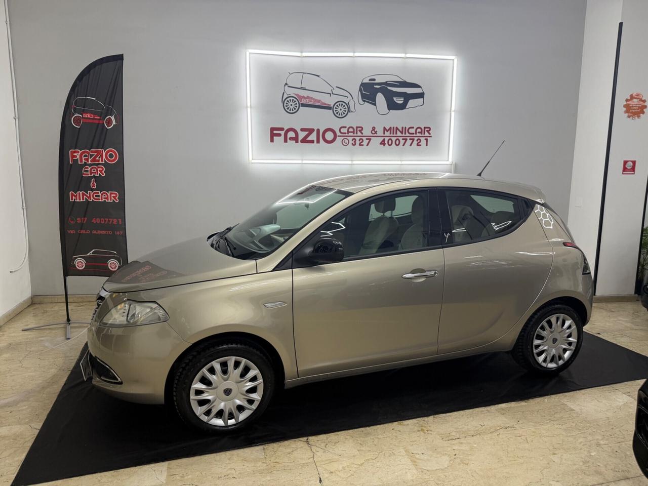 Lancia Ypsilon 1.2 69Cv