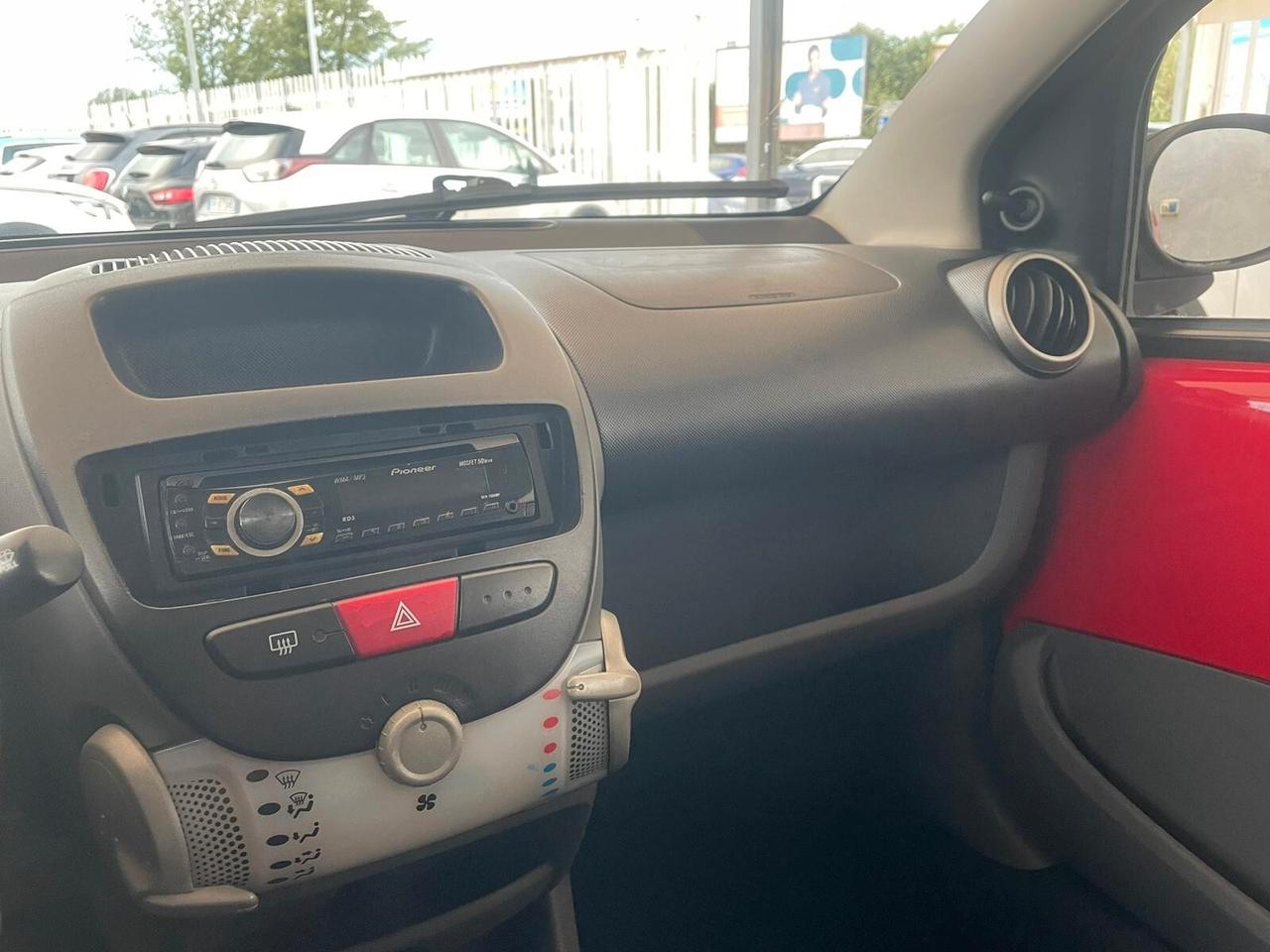 Peugeot 107 1.0 68CV 3p. Desir