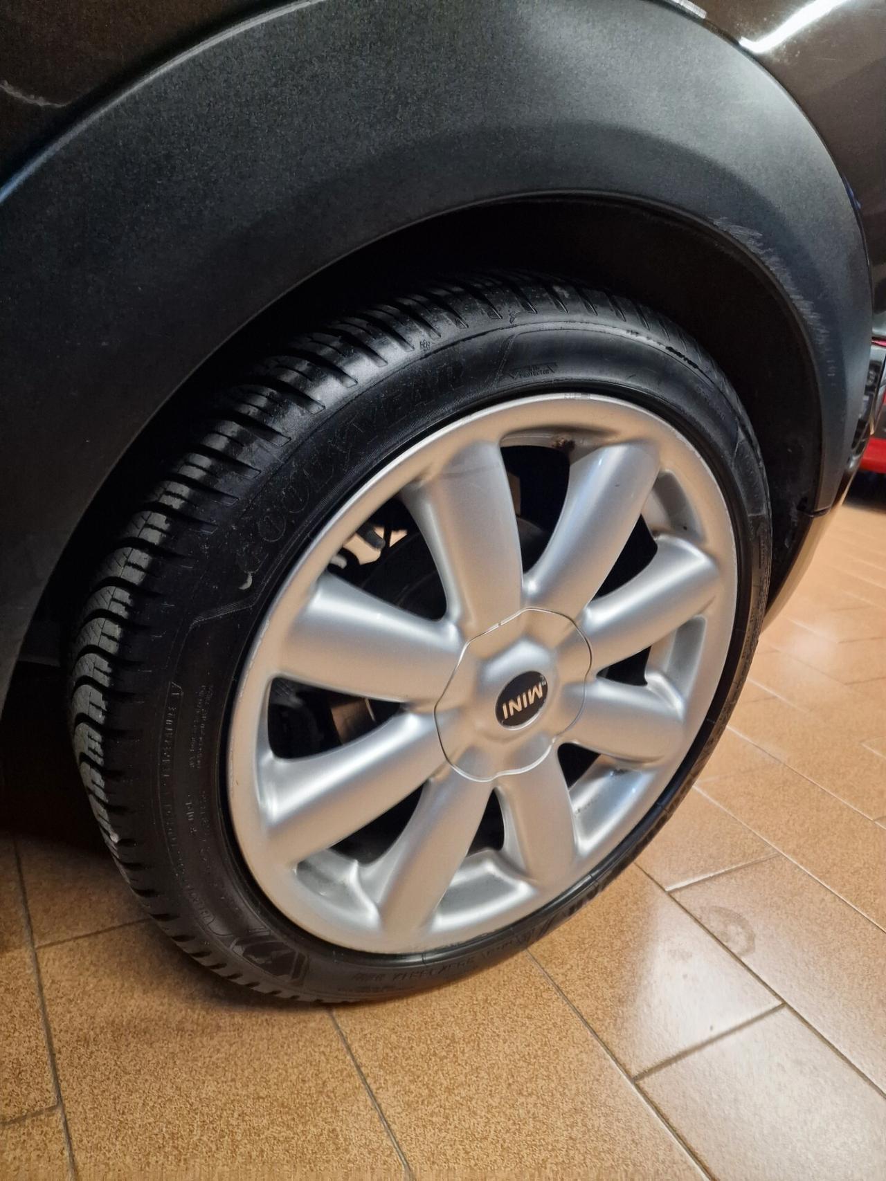 Mini Cooper D Clubman 1.6 16V, 161 mila chilometri ok neopatentati