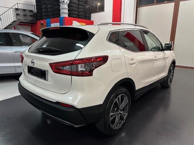 Nissan Qashqai 1.3 DIG-T N-Connecta