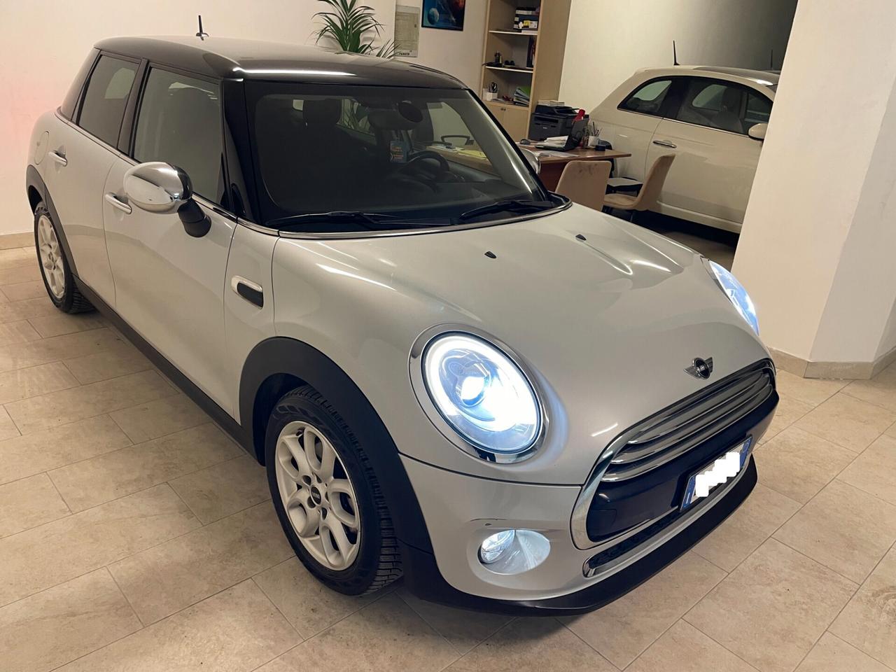 Mini Cooper D 1.5 116 CV 5p Business XL FULL , LED, NEOPATENTATI
