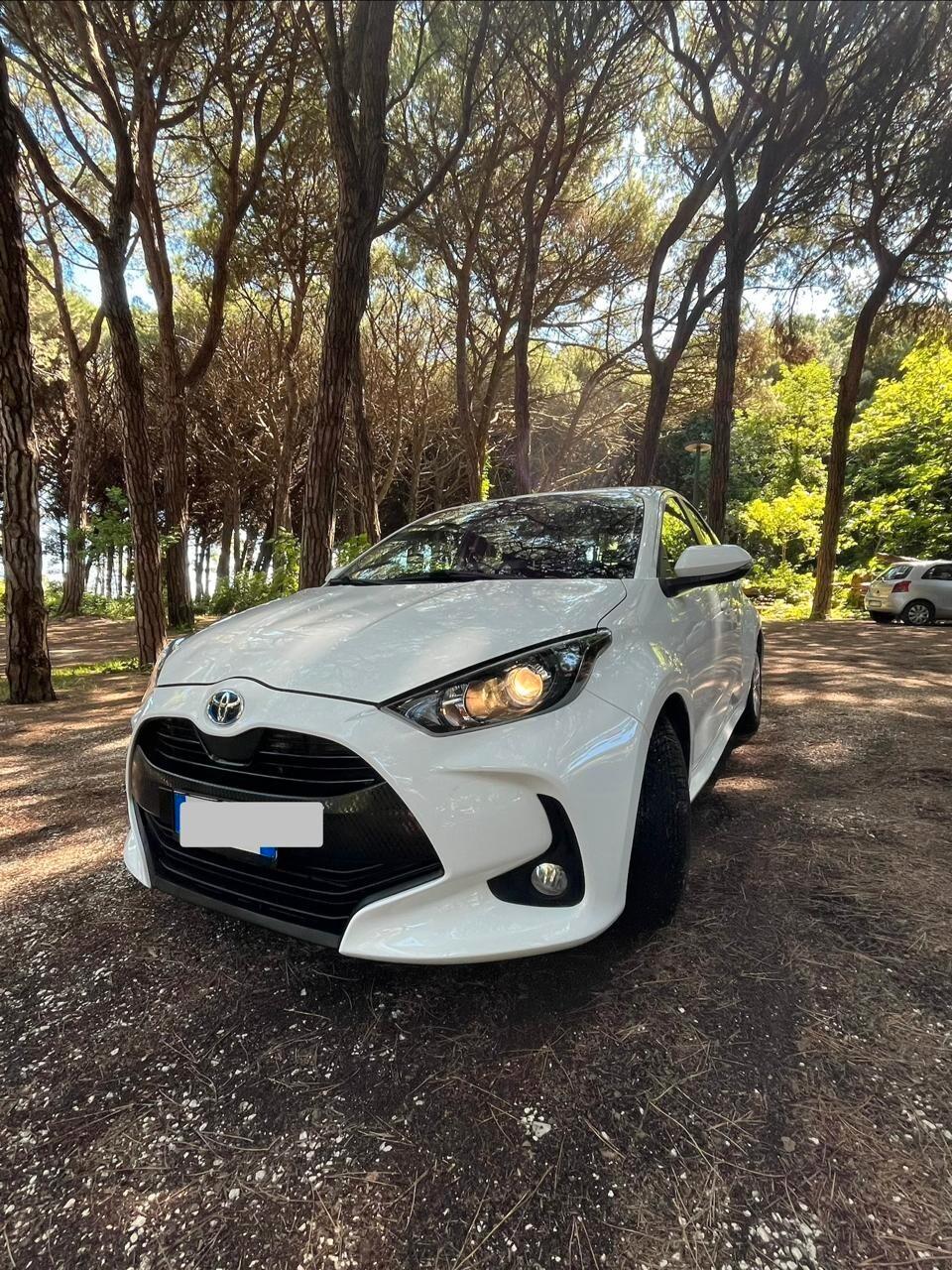 Toyota Yaris 1.5 Hybrid 5 porte Lounge