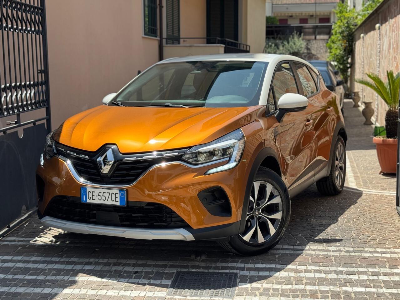 Renault Captur TCe 100 CV Intens