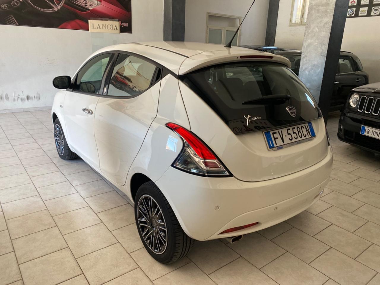 Lancia Ypsilon 1.2 69 CV 5 porte GPL Ecochic Gold