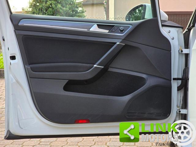 VOLKSWAGEN Golf 1.5 TSI 150 CV R-Line