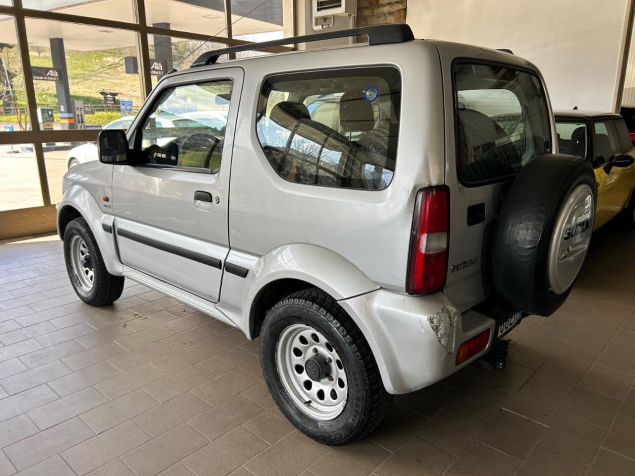 Suzuki Jimny 1.5 DIESEL 4WD GANCIO TRAINO A/C