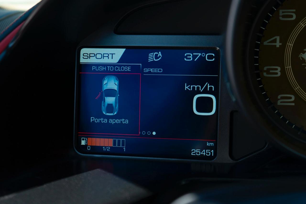 Ferrari 812 Superfast 800 cv 25.000 km UNICOPRO - 2020