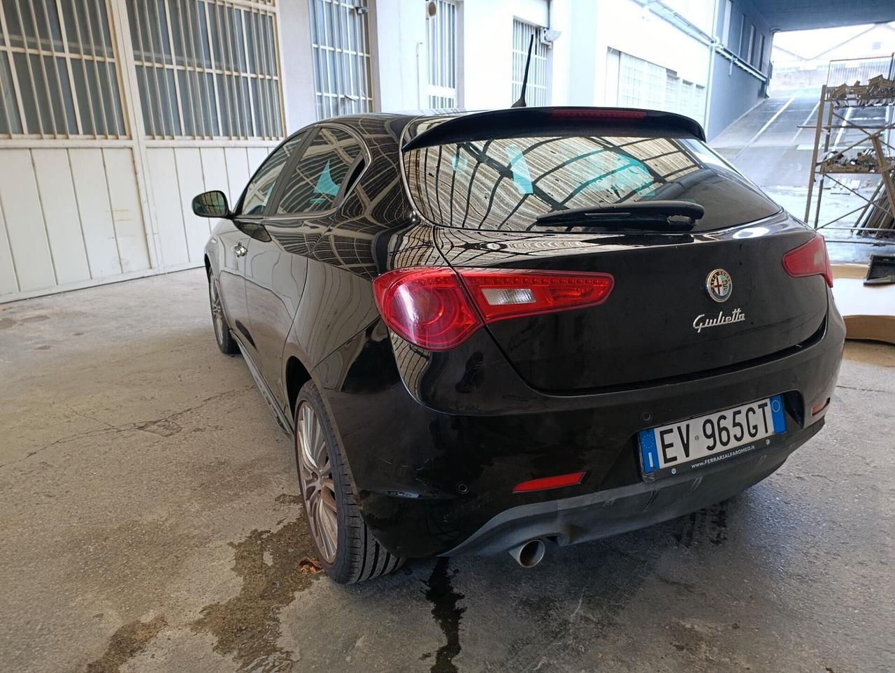 Alfa Romeo Giulietta 1.6 JTDm-2 105 CV Distinctive