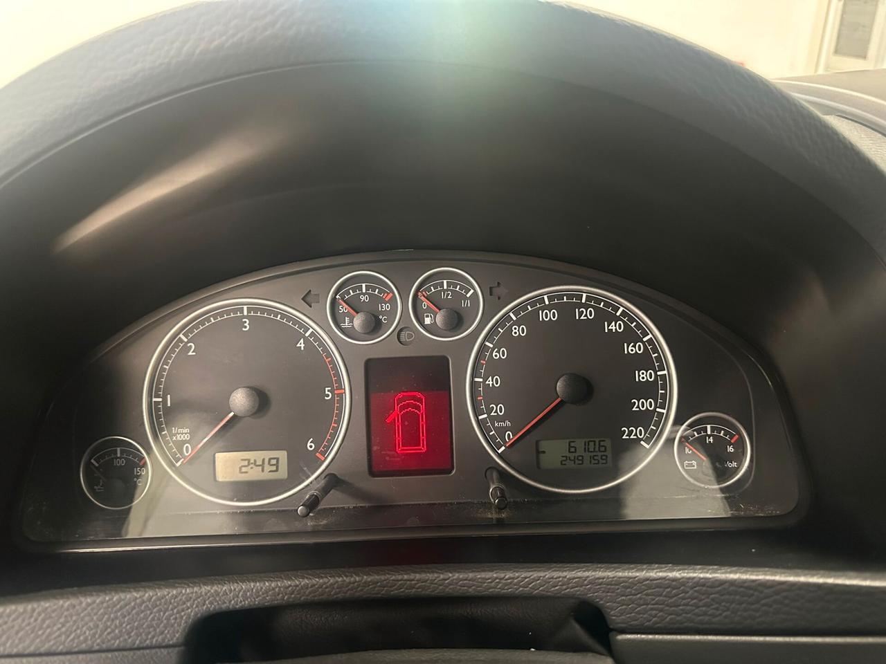 Volkswagen Multivan 2.5 TDI/174CV Highline