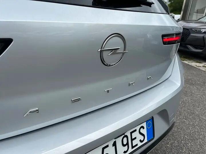 Opel Astra 1.2 Turbo 130 CV Business Elegance
