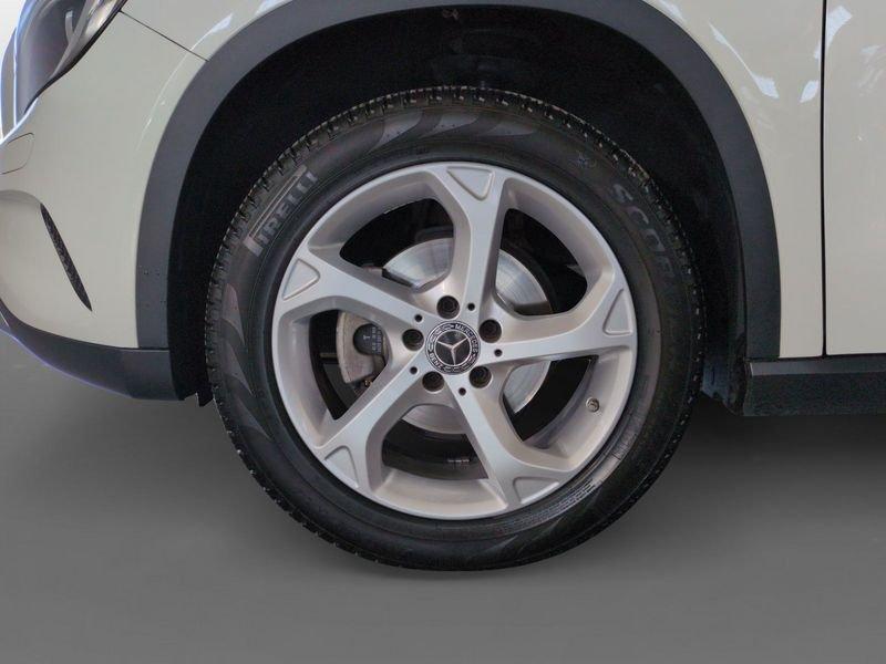 Mercedes-Benz GLA 200 CDI AUTOMATIC Executive