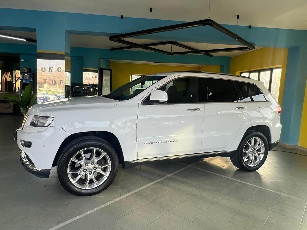 Jeep Grand Cherokee 3.0 V6 CRD 250 CV Multijet II Summit accetto permute e finanziamenti