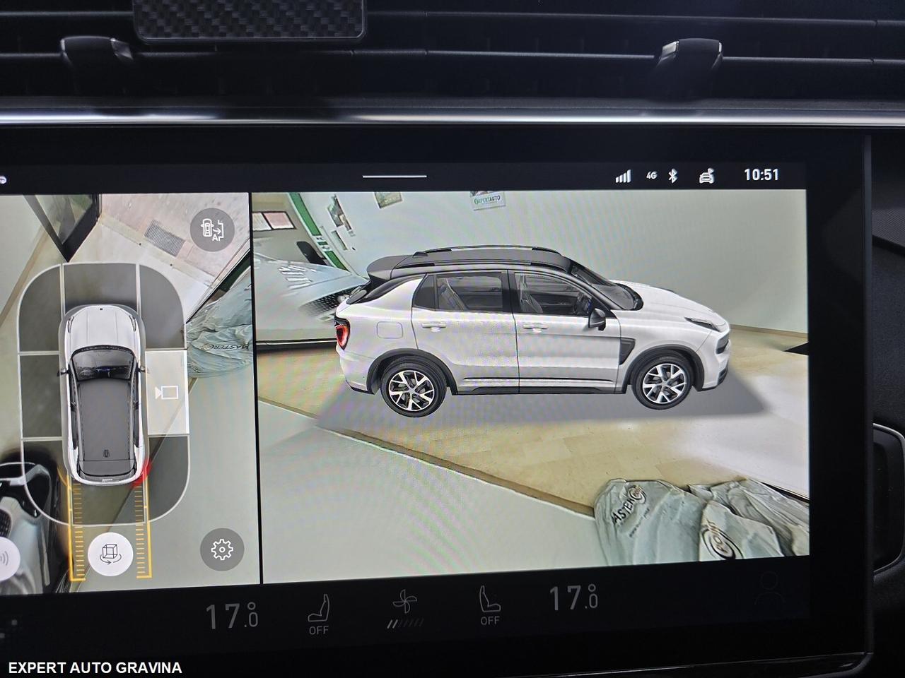 LYNK & CO 01 PLUG-IN **TOTAL BLACK**