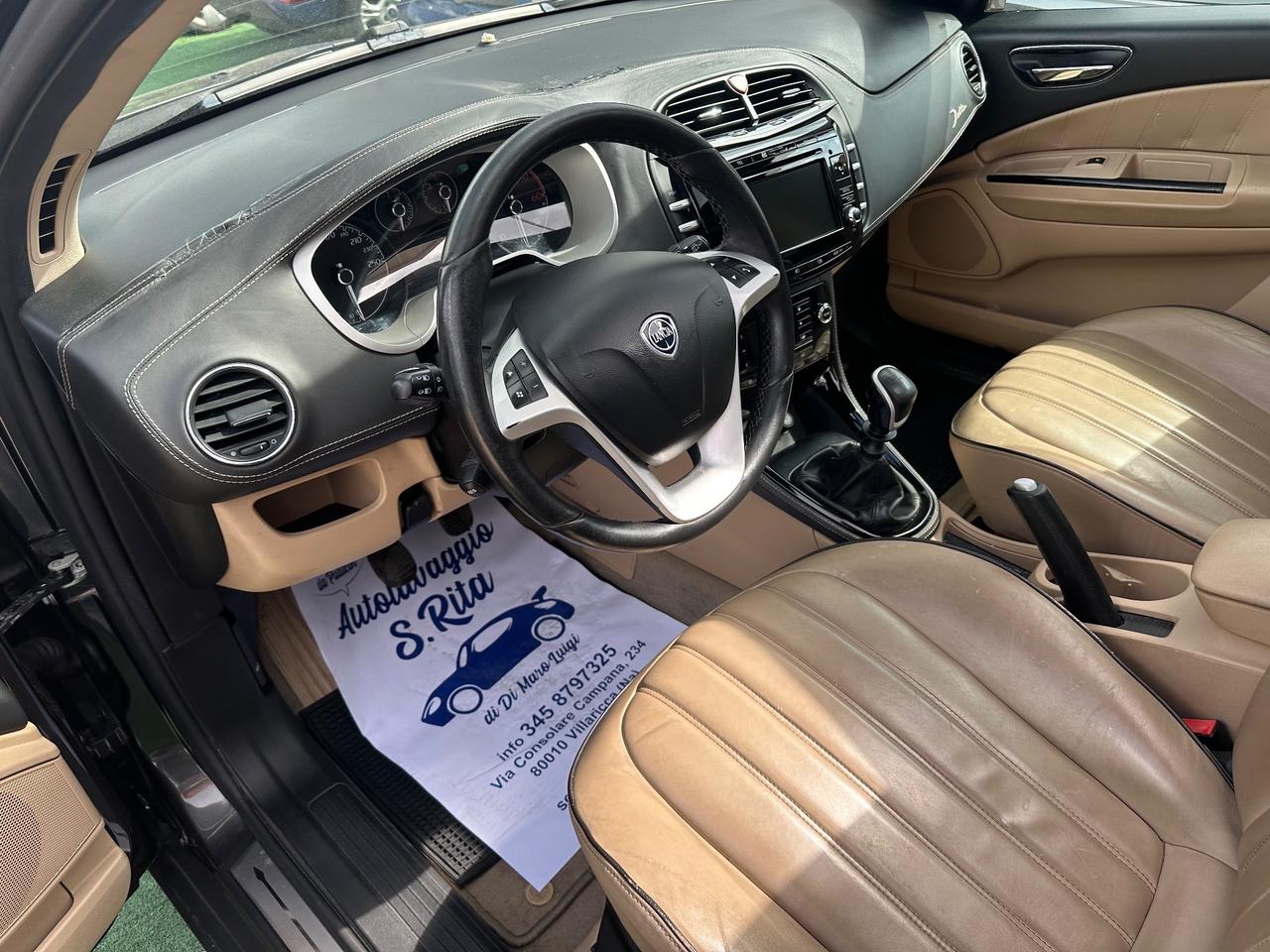 Lancia Delta 1.9 diesel 2010 TETTO APRIBILE GARNTITA