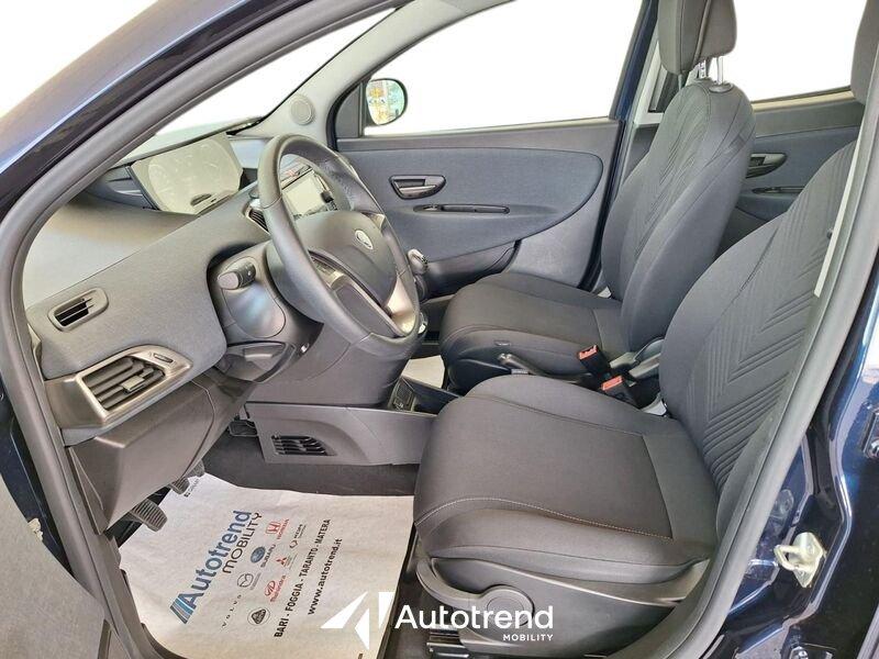 Lancia Ypsilon 1.0 FireFly 70 CV 5 Posti Hybrid Silver S&S